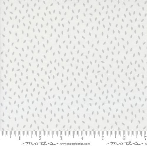 White Grey 18255 - Mixed Bag of Bon Bons Collection by Jen Kingwell - Moda Fabrics