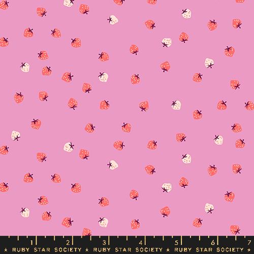 Daisy RS3086 19 - Strawberry Collection by Kimberly Kight - Ruby Star Society - Moda Fabrics