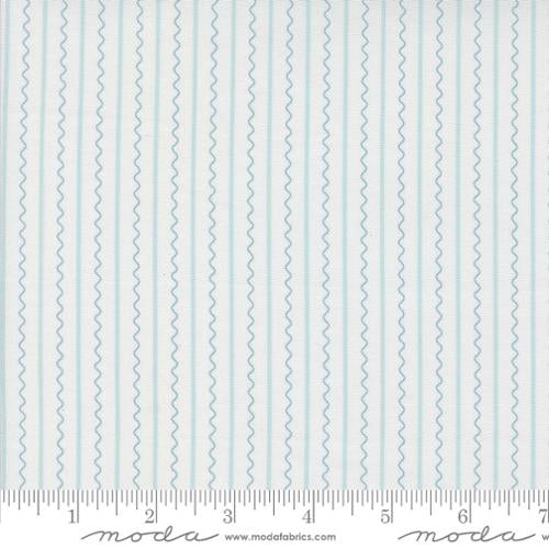 White Blue 18257 - Mixed Bag of Bon Bons Collection by Jen Kingwell - Moda Fabrics
