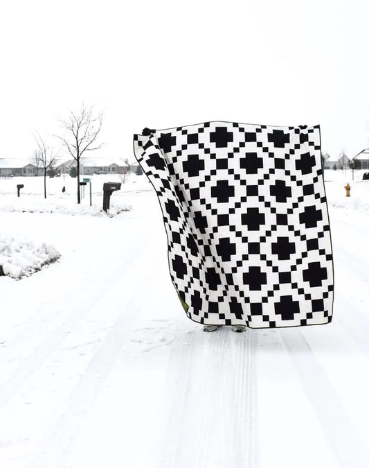 Modern Crossing Quilt Pattern by Patchwork & Poodles