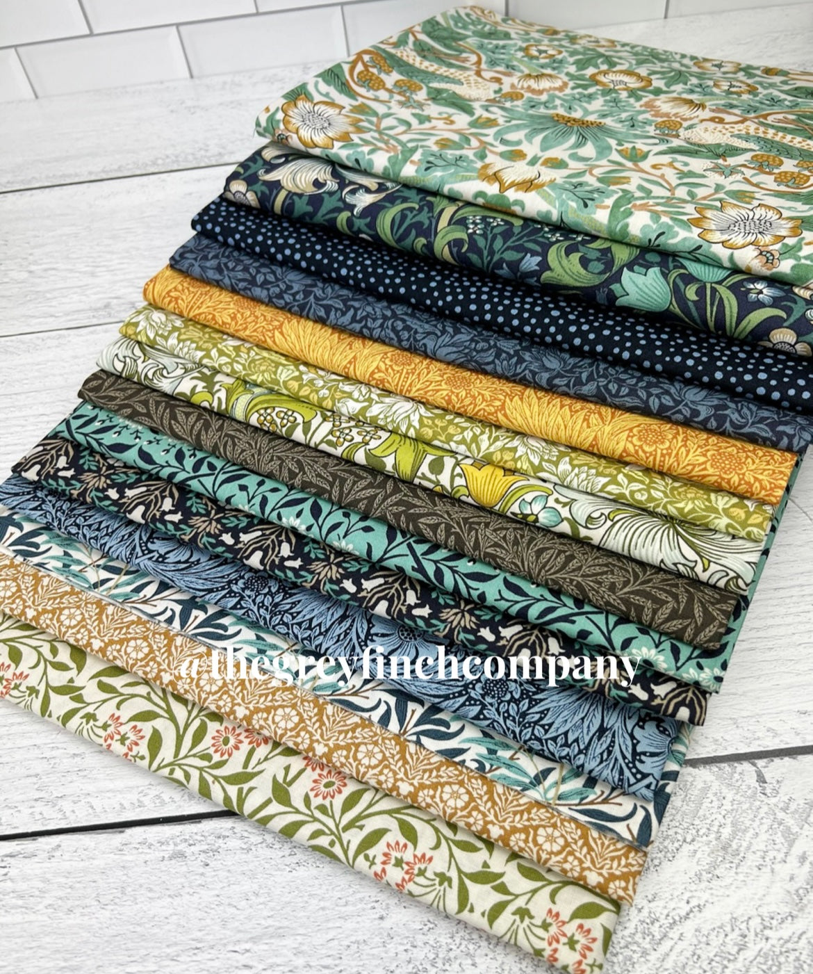 Entangled Round About Quilt Kit - FreeSpirit Fabrics