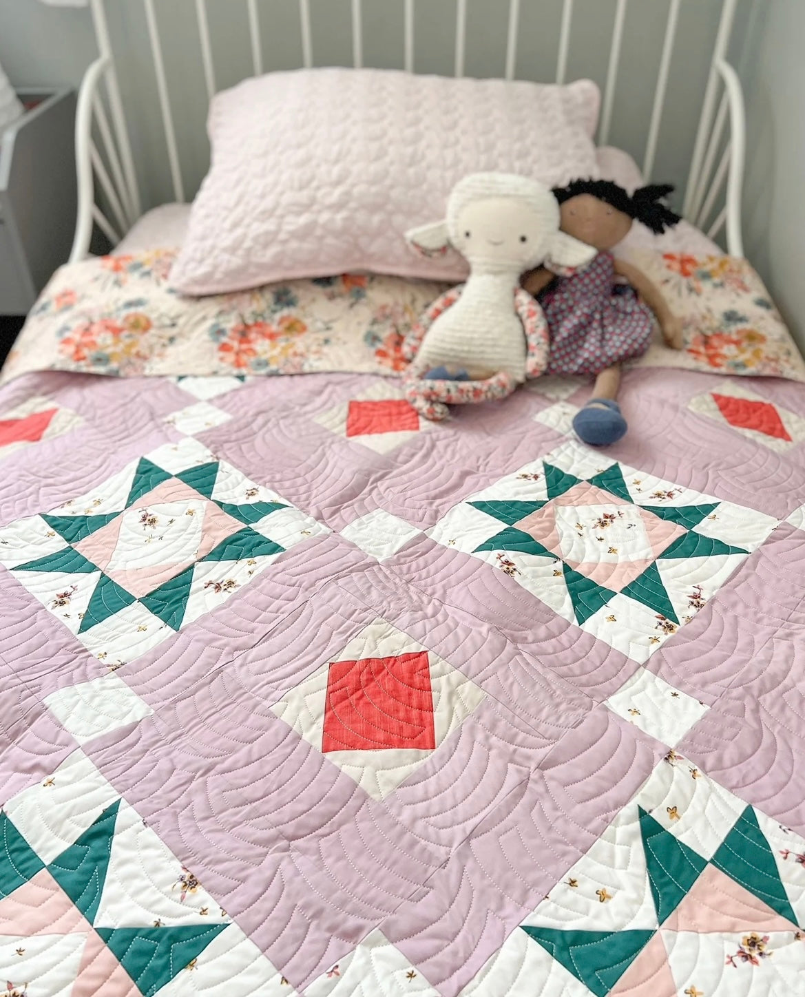 Wild Starflower Quilt - Pattern by Prairie Quilt Co.