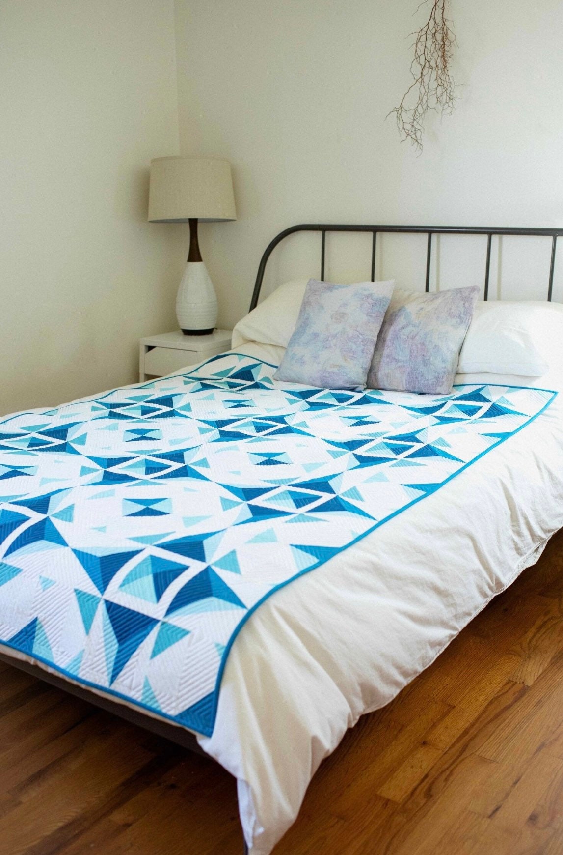Crystalline Quilt Pattern by Alderwood Studio (paper copy)