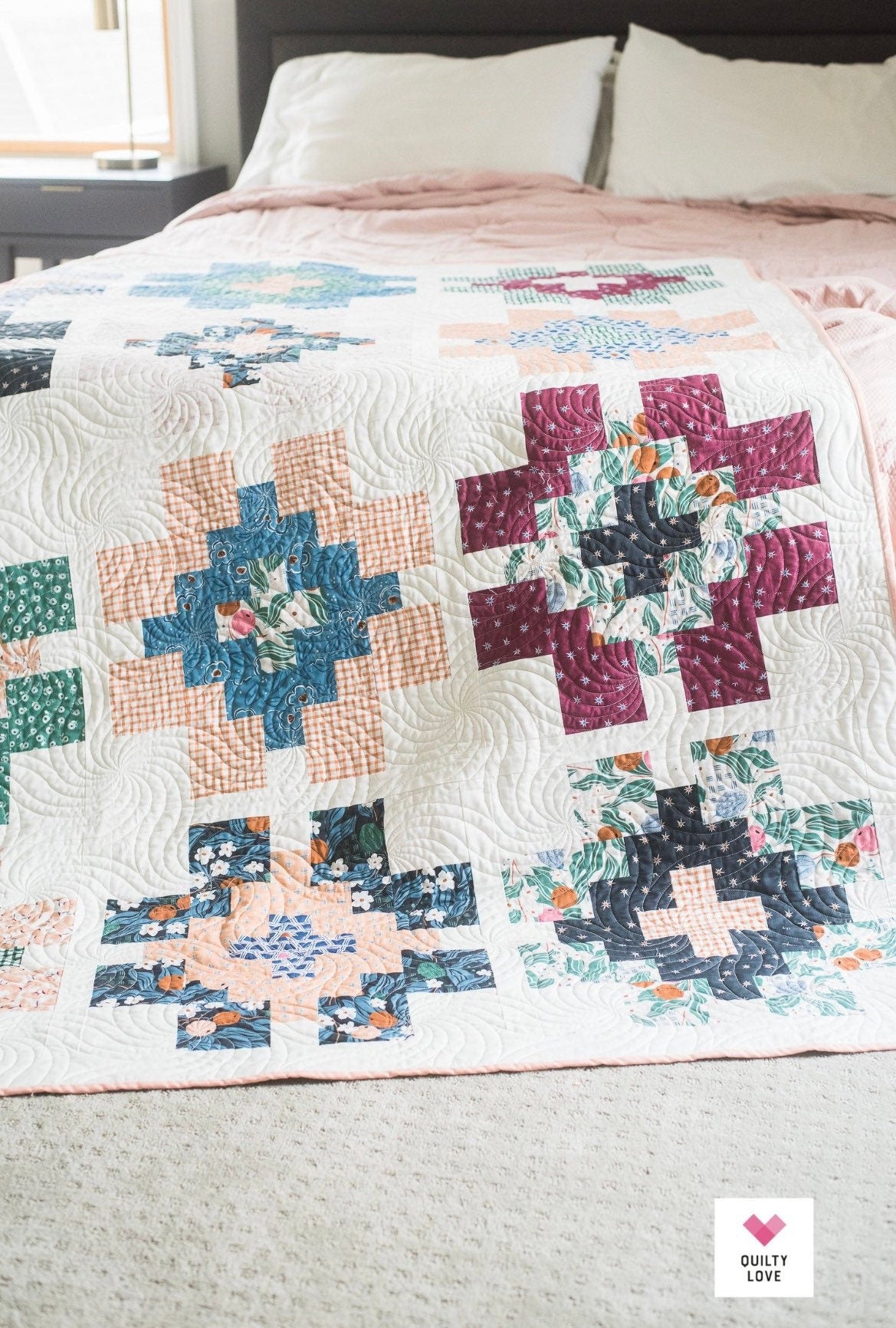 Glowing Quilt Pattern by Emily Dennis for Quilty Love (paper copy)